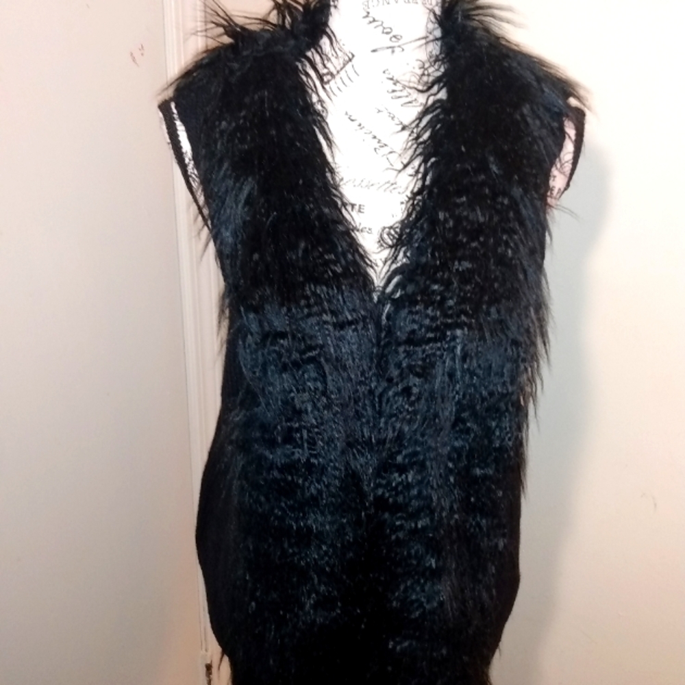 NWT IN San Francisco Designer Sweater